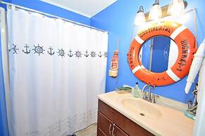 Twin Tree Road 511 3 Bedroom Home by RedAwning