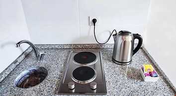 Smyrna Homes & Suits