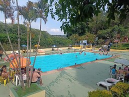 Camping e Pousada Carrion