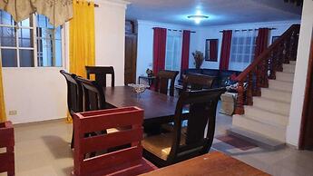 HABITACION A 5 MINUTOS DEL AEROPUERTO