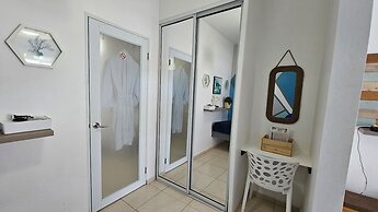 Aqua Marina Beach Club