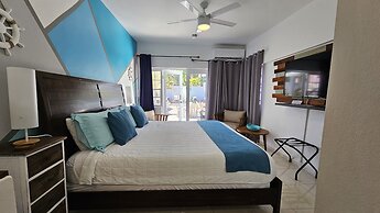 Aqua Marina Beach Club