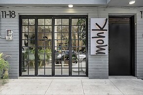 Mohk Boutique By HOUSY HOST