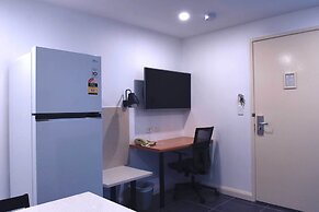 Buckingham Apartment