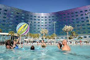 Universal's Terra Luna Resort