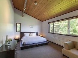 Casa La Mount by Elite Havens