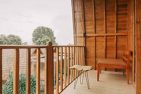 Camaradvipa Retreat Munduk