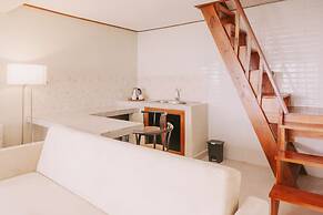 Camaradvipa Retreat Munduk