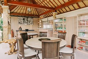 Camaradvipa Retreat Munduk