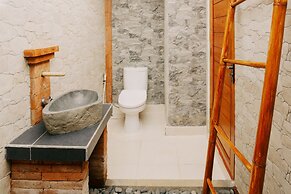 Camaradvipa Retreat Munduk