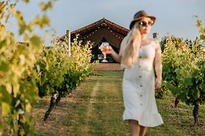 Villas & Vines Glamping