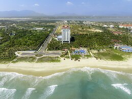 Ocean Waves Resort Cam Ranh