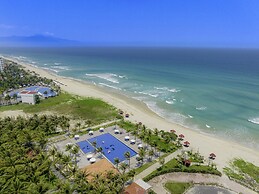 Ocean Waves Resort Cam Ranh