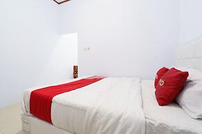 OYO Life 2884 Wisma Jatnika Syariah