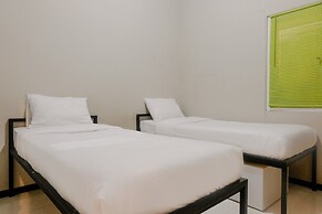 OYO Life 2399 Gerbera House - Kos Putri