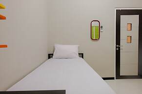 OYO Life 2399 Gerbera House - Kos Putri