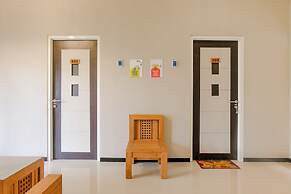 OYO Life 2399 Gerbera House - Kos Putri