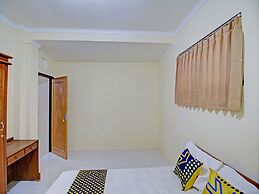 OYO Life  92953 Nirmala Kost