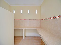 OYO Life  92953 Nirmala Kost