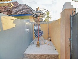 OYO Life  92953 Nirmala Kost