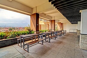 OYO Life 92735 Apartemen Tamansari Panoramic By Santuy