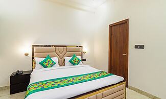 Treebo Brij Kaushal, Near Prem Mandir