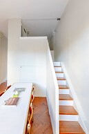 Tastefully Curated Mezzanine Studio Flat Hackney!