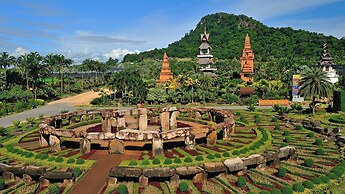 Baan Bangsare Resotel Chonburi