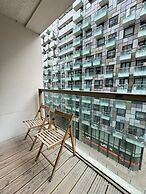 Contemporary 2BD Flat W/balcony Canary Wharf!