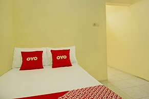 OYO Life  92936 Kost Teteh Erni Karawang