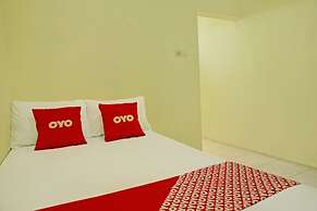 OYO Life  92936 Kost Teteh Erni Karawang