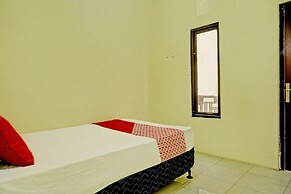 OYO Life  92936 Kost Teteh Erni Karawang