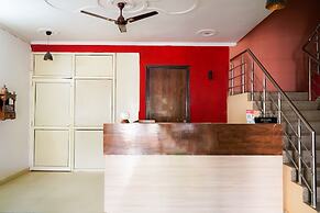 Roomshala 002 Rose Residency