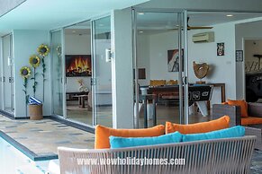 Aislinn Villa - Private Pool Villa