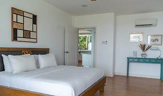 Aislinn Villa - Private Pool Villa