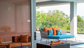 Aislinn Villa - Private Pool Villa