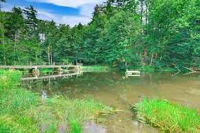 Hawley Home w/ Deck: 4 Mi to Berkshire East Resort