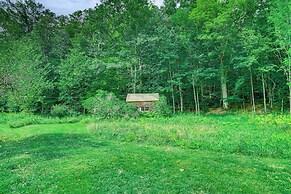 Hawley Home w/ Deck: 4 Mi to Berkshire East Resort