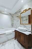 Luxe Paradise Suites Hotel