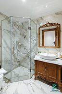 Luxe Paradise Suites Hotel