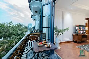 Luxe Paradise Suites Hotel