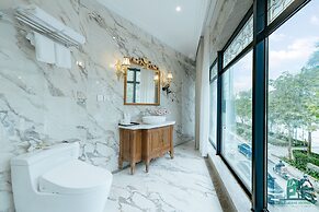 Luxe Paradise Suites Hotel