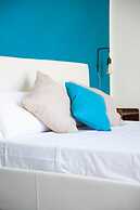 TRACK 60 - PRIVATE ROOMS GARIBALDI