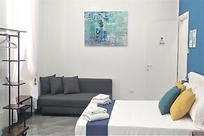 TRACK 60 - PRIVATE ROOMS GARIBALDI