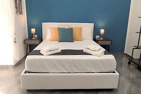 TRACK 60 - PRIVATE ROOMS GARIBALDI