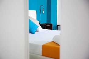 TRACK 60 - PRIVATE ROOMS GARIBALDI