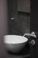 TRACK 60 - PRIVATE ROOMS GARIBALDI