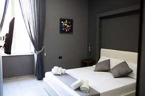 TRACK 60 - PRIVATE ROOMS GARIBALDI