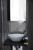 TRACK 60 - PRIVATE ROOMS GARIBALDI