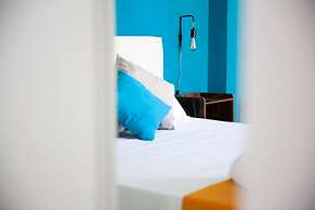 TRACK 60 - PRIVATE ROOMS GARIBALDI